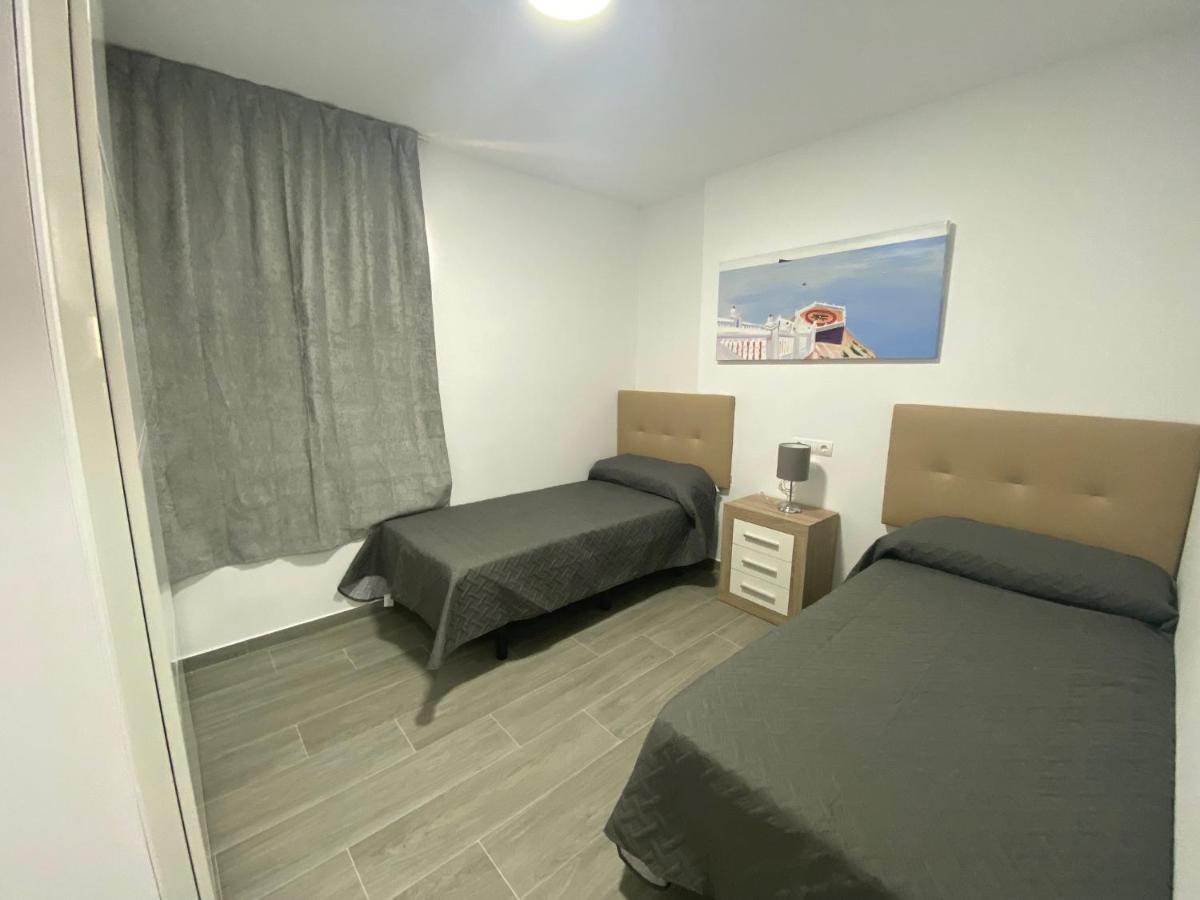 Apartamento Torre Levante 2 Habitaciones Бенидорм Экстерьер фото